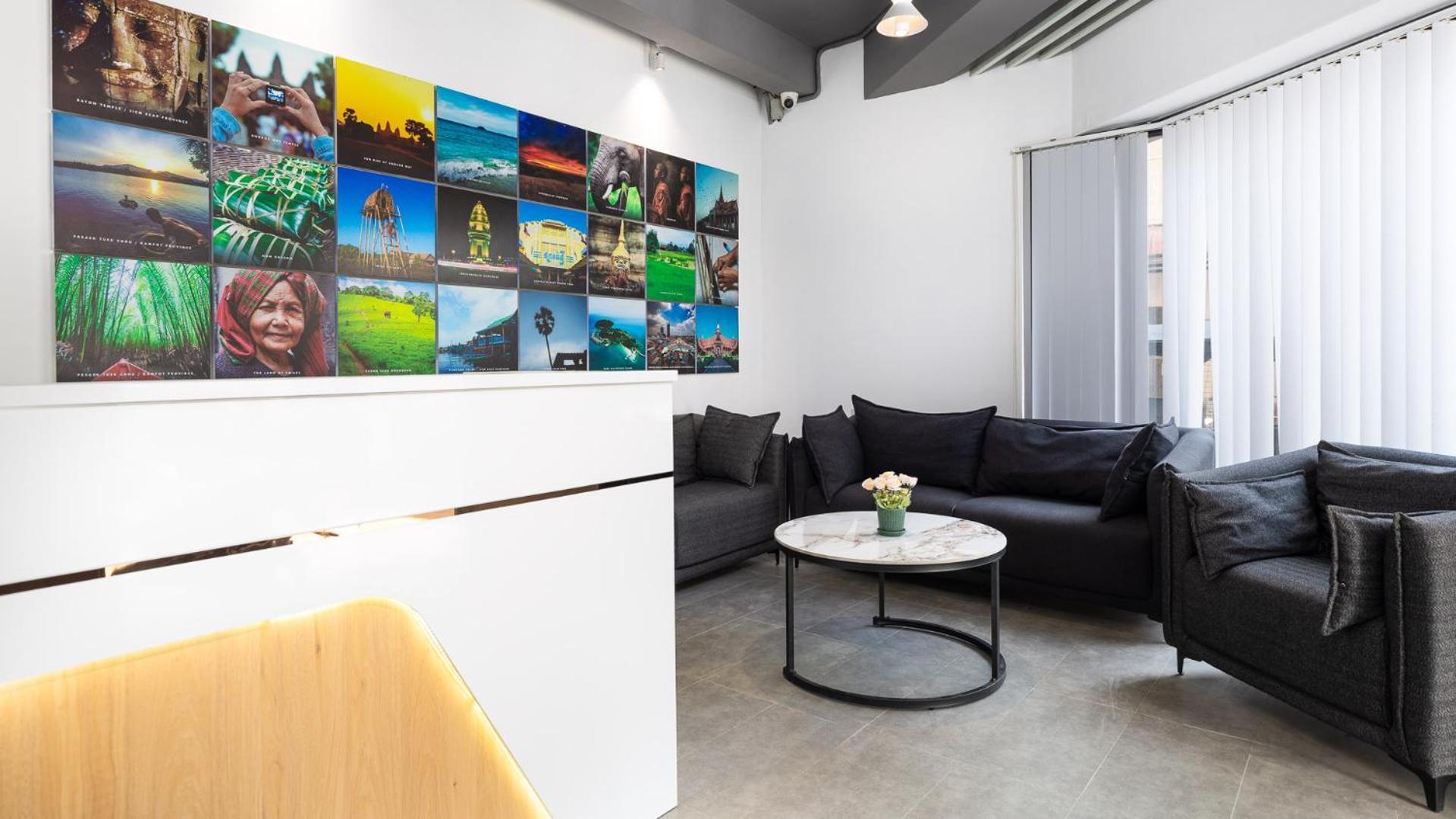 Sky Hotel Central Phnom Penh - Rooms & Apartments Bagian luar foto