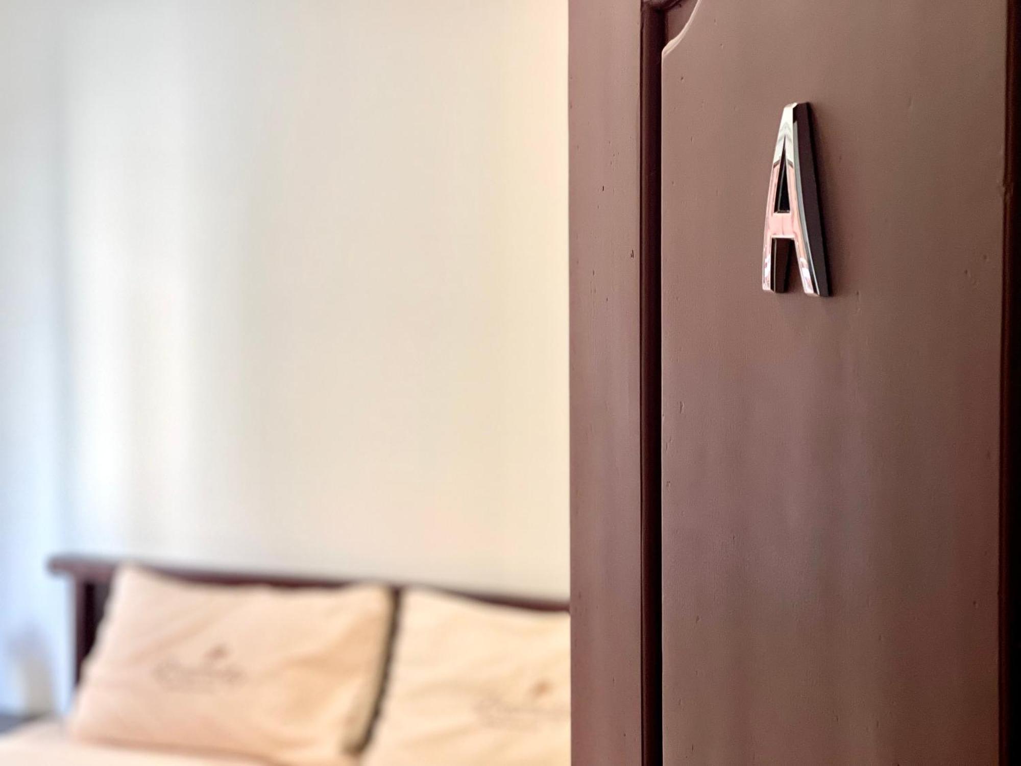 Sky Hotel Central Phnom Penh - Rooms & Apartments Bagian luar foto