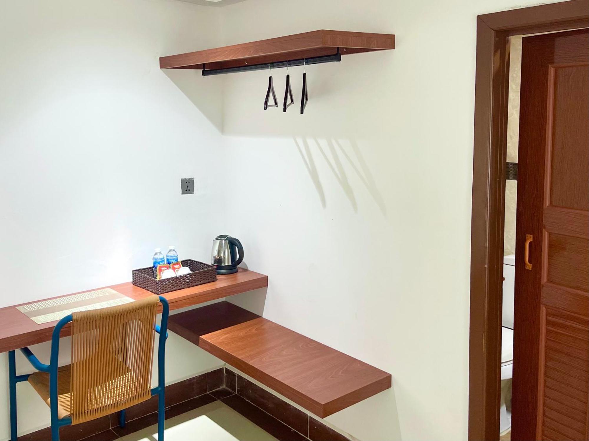 Sky Hotel Central Phnom Penh - Rooms & Apartments Bagian luar foto